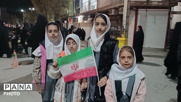 راهتان را ادامه می‌دهیم