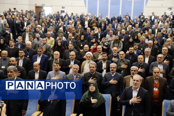 تکریم سازندگان فردای ایران