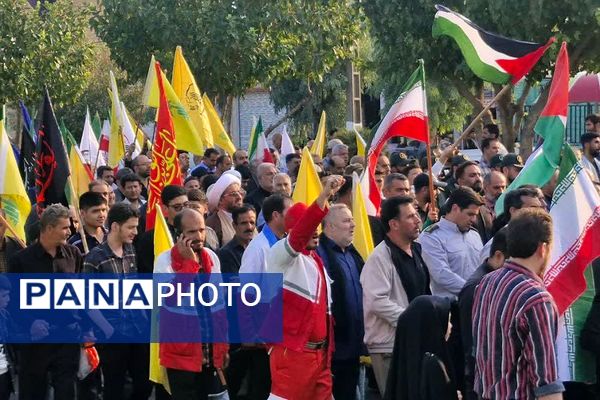 خروش مردم قرچک در پی شهادت دبیرکل حزب‌الله لبنان