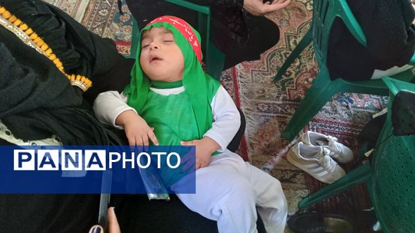 مراسم شیرخوارگان حسینی در حسینیه ولیعصر زرقان 