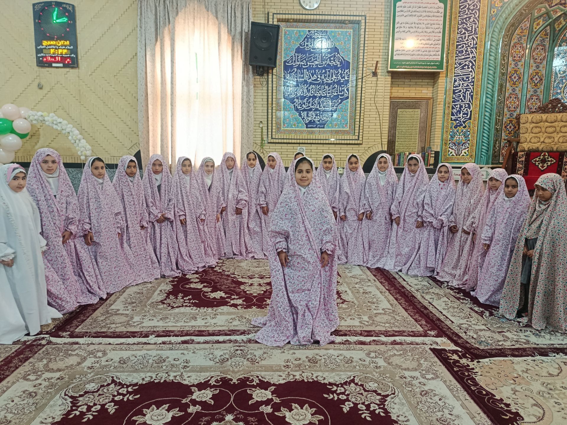 جشن تکلیف دختران جوکار به یاد دانش‌آموزان میناب برگزار شد