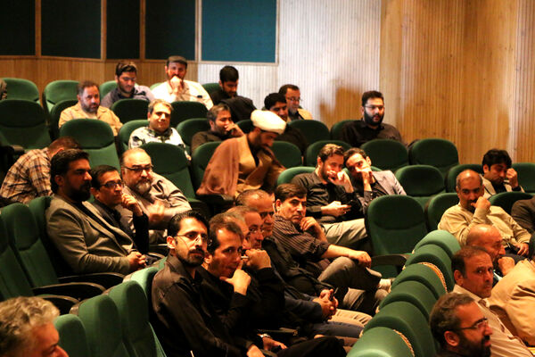 نشست صمیمی نمایندگان قم در مجلس با اصحاب رسانه