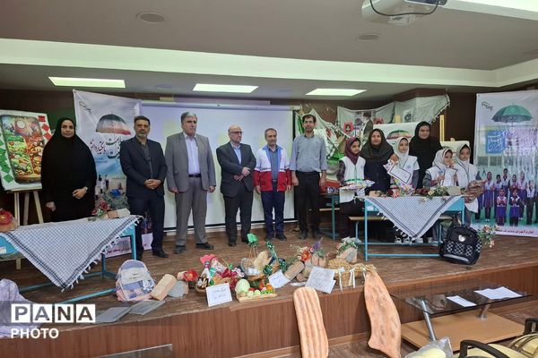 برپایی گرامیداشت هفته سلامت در اداره آموزش و پرورش چهاردانگه