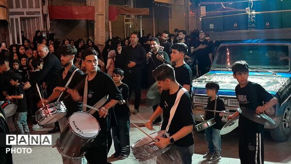 برگزاری مراسم احلی من العسل همزمان با سراسر کشور در شهرستان درگزین