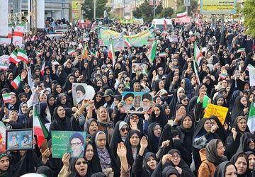 سیل جمعیت در راهپیمایی 22 بهمن شهرستان جهرم