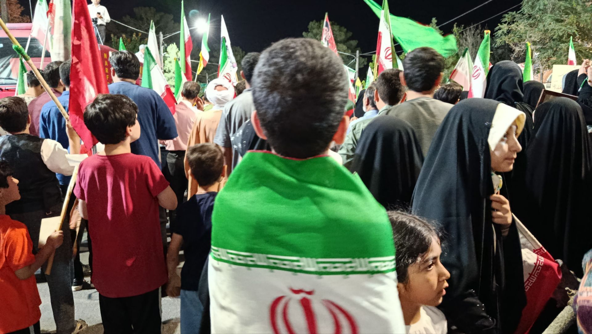 نود و پنج شب حماسه حضور