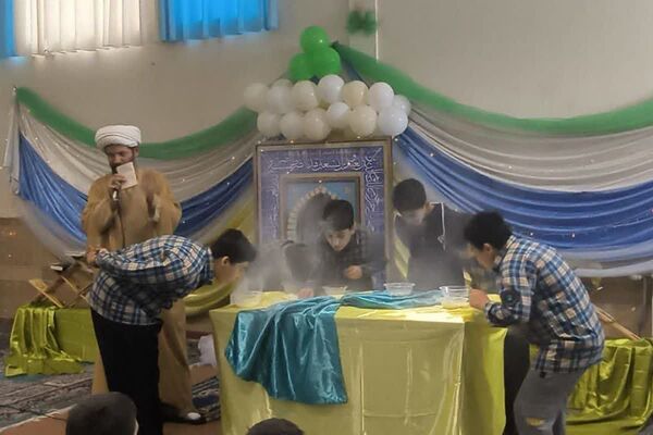 طنینِ نیایش در مدرسه