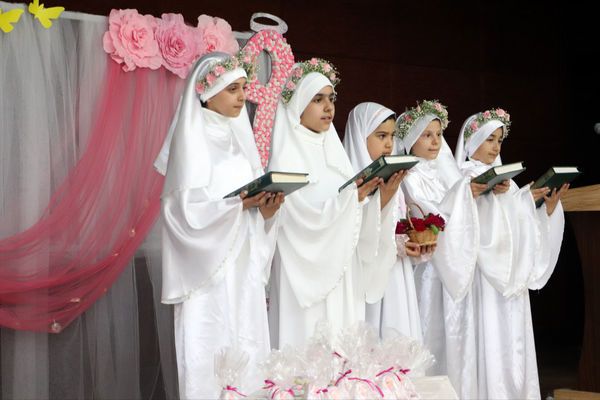 جشن تکلیف دانش‌آموزان دختر مدرسه سما شیروان