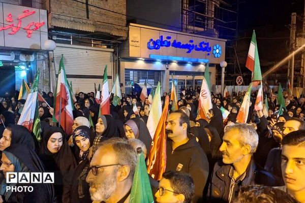 ادامه میدان‌داری مردم فیروزکوه در هشتادمین موج حماسه خیابان