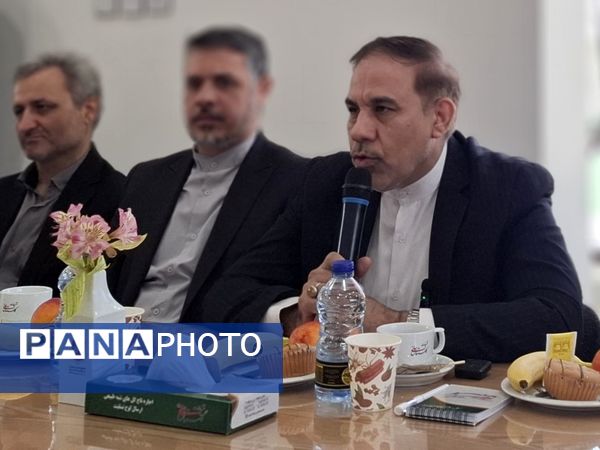 بازدید از مرکز خانه چتر موسسه خیریه گلستان علی(ع)