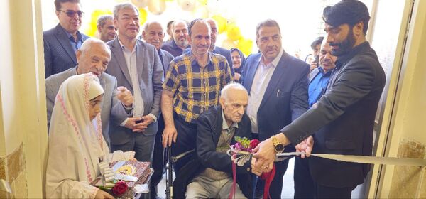بهره‌برداری از دبستان ۱۲ کلاسه حسن‌زاده در مشهد 