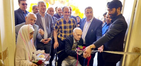 بهره‌برداری از دبستان ۱۲ کلاسه حسن‌زاده در مشهد 
