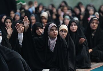 عرض ارادت خبرنگاران به ساحت مقدس حضرت معصومه(س)