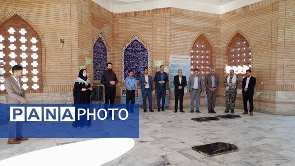 غبارروبی مزار شهدا در گناباد