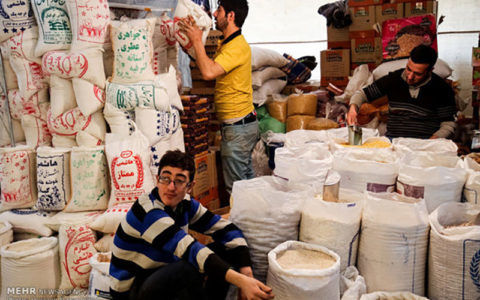 کالای اساسی بیش از نیاز موجود است