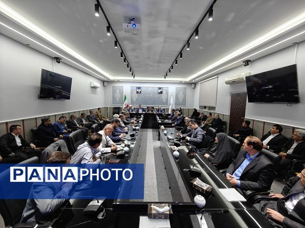 نشست شورای معاونان اداره‌کل آموزش و پرورش استان کرمانشاه 