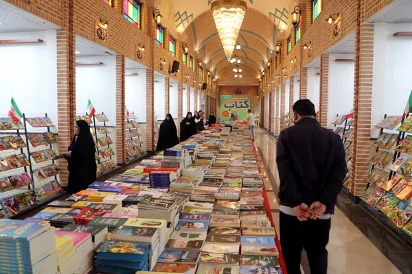 برگزاری نمایشگاه کتاب، در نمایشگاه دائمی شهرستان قرچک