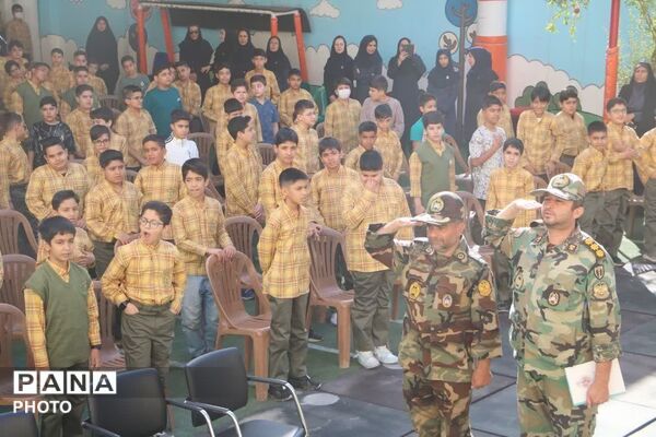 فرزندان شهدا با همراهی ارتش راهی مدرسه شدند