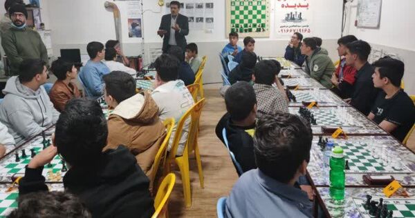  مسابقات شطرنج دانش‌آموزی شهرستان بهبهان با مشارکت دانش‌آموزان
