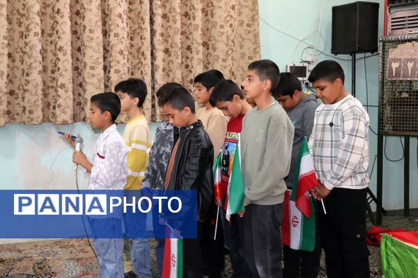 انقلاب را نسل جدید ادامه می دهند