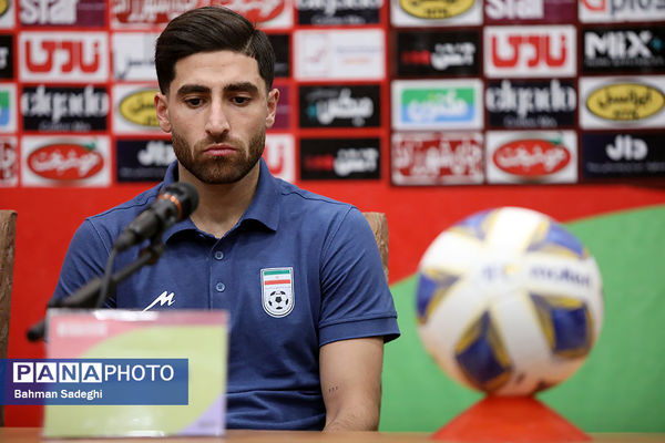 نشست خبری سرمربی تیم های ملی فوتبال ایران و ازبکستان