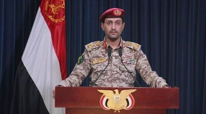 یحیی سریع: مواضع مزدوران سعودی را با موشک بالستیک و پهپاد در هم شکستیم