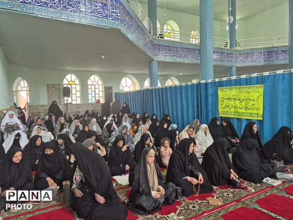 برگزاری اولین نماز جمعه فارسان در ماه رمضان 