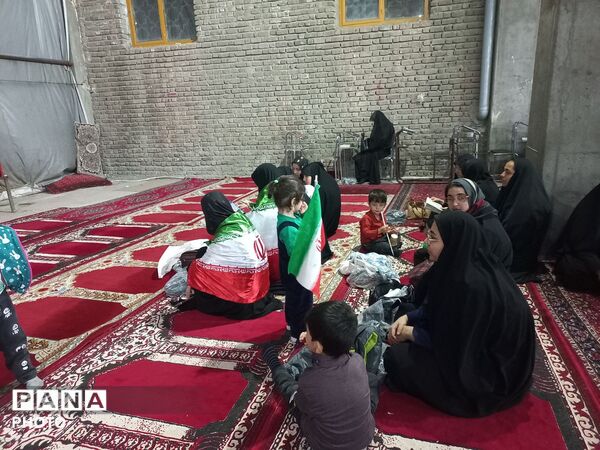 مراسم روضه خوانی و قرائت زیارت عاشورا در نیشابور 