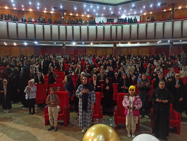 همایش مادر دختری در ساختمان صبا مشهد