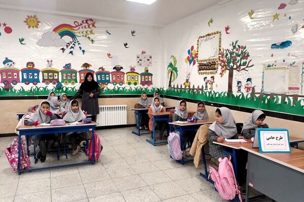 اجرای «طرح حامی» در دبستان شهید نجاتی ابرکوه