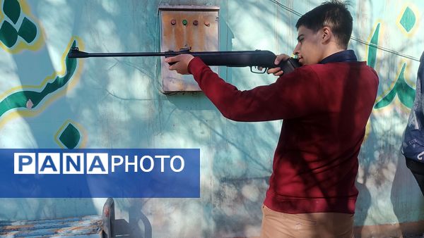 برگزاری مسابقات تیراندازی در دبیرستان شاهد ابوذر غفاری 