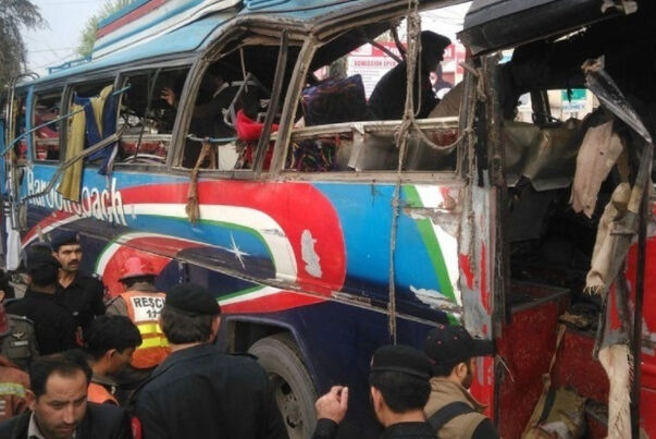  چهار دانش‌آموز در حمله تروریستی به اتوبوسی در پاکستان کشته شدند