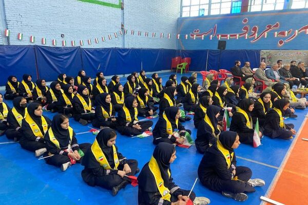 یاوران انقلاب؛روشنای مسیر نوجوانان امروز