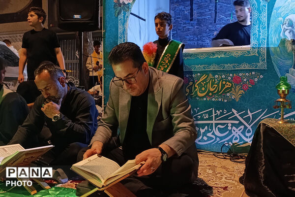 محفل انس با قرآن دانش‌آموزی در بزرگداشت مقام رهبر شهید در بجنورد