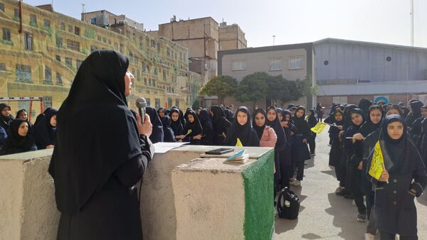 مراسم بزرگداشت شهید سید حسن نصرالله در دبیرستان هوشیار ناحیه یک مشهد