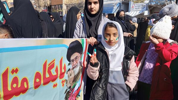 راهپیمایی باشکوه یوم الله ۲۲بهمن در شهرستان خواف