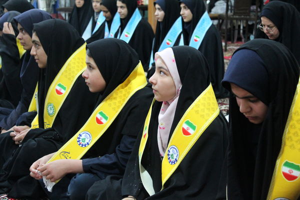بازدید مدیر کل آموزش و پرورش استان از اعتکاف رمضانیه دختران پیشتاز شهر سنخواست