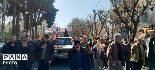 اجتماع پرشور و باشکوه مردم کرج به خونخواهی رهبر انقلاب