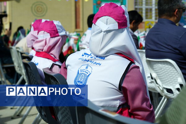 غنچه‌های دانش در نخستین روز مدرسه شکفتند