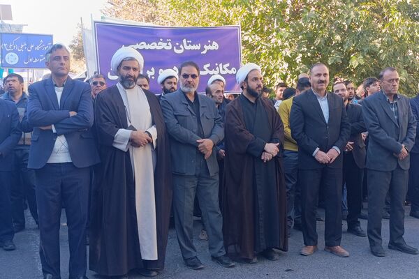 راهپیمایی سیزده آبان در شهرستان نیشابور