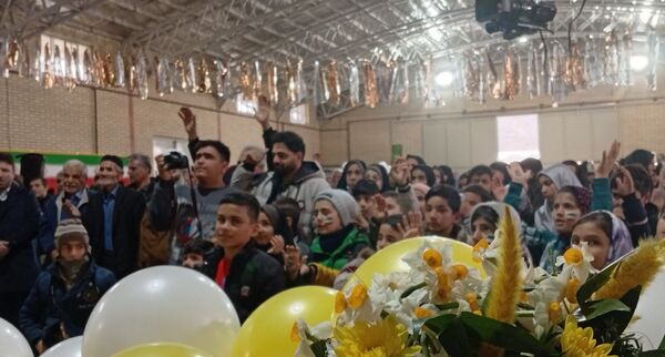 بهاری از عشق و لبخند در جشن نیمه‌شعبان ازندریان 