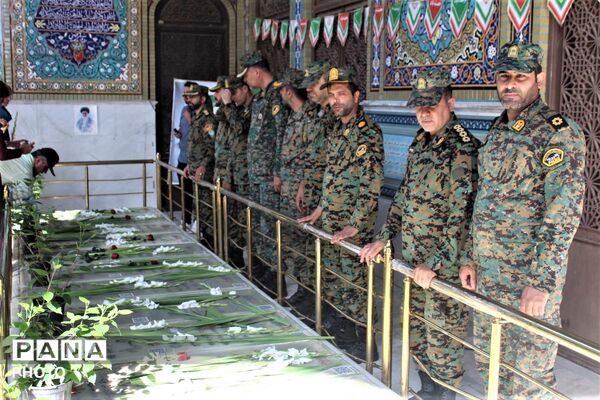 گلباران مزار شهدای حماسه آزادسازی خرمشهر در قم