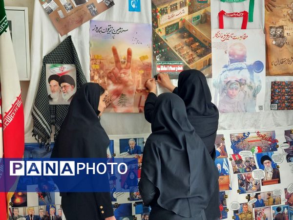 آماده‌سازی مدرسه حجاب باخرز برای دهه فجر و زنگ انقلاب