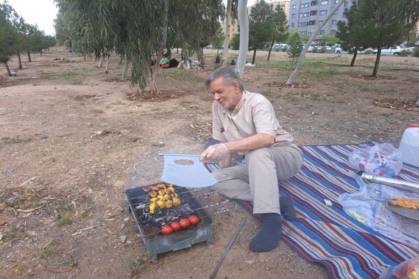 دورهمی روز طبیعت در پارک جنگلی پردیسان قم