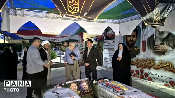 شب‌های نورانی گلزار شهدا در تجمعات مردمی در فارسان