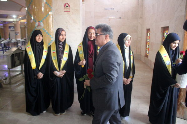 تجدید میثاق با شهدا در بوشهر