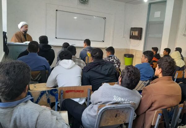 مراسم دهه فاطمیه در هنرستان خوارزمی 