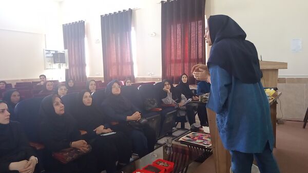 کارگاه آموزشی محیط زیستی برای مراقبین سلامت ناحیه هفت مشهد