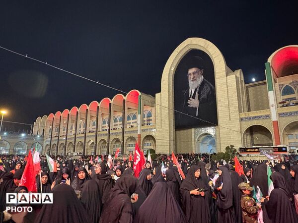 تکرار حماسه در وداع با شهید ایران