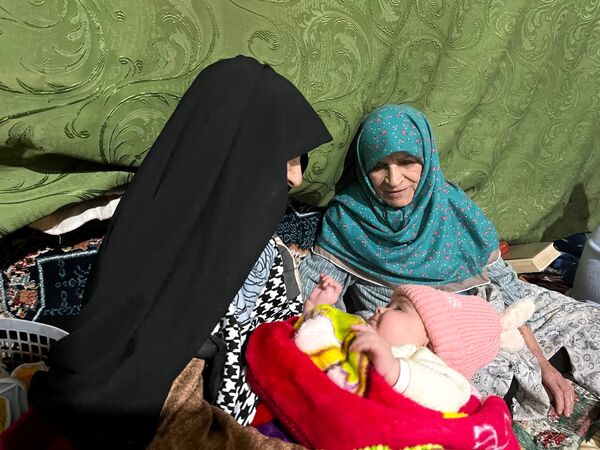 آخرین لحظات معنوی روز اعتکاف در مسجد امام حسین(ع)